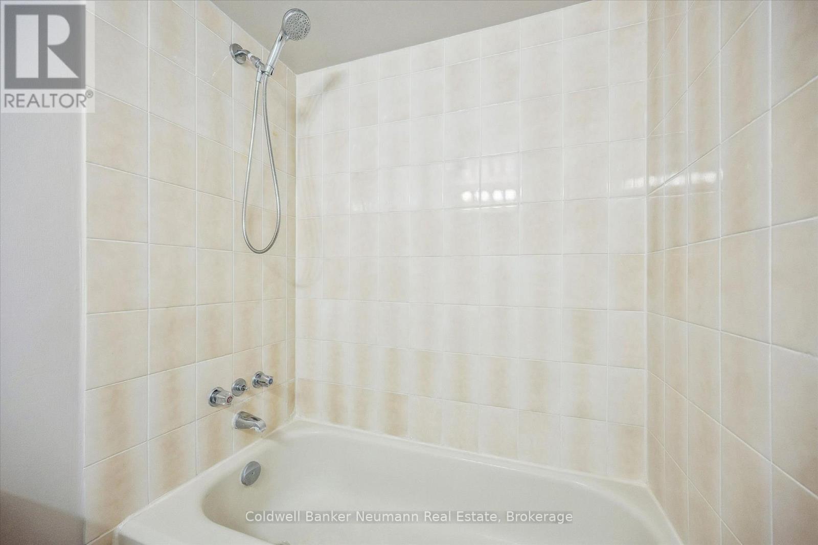 405 - 358 Waterloo Avenue, Guelph, Ontario N1H 7Y3 - Photo 39 - X12860358