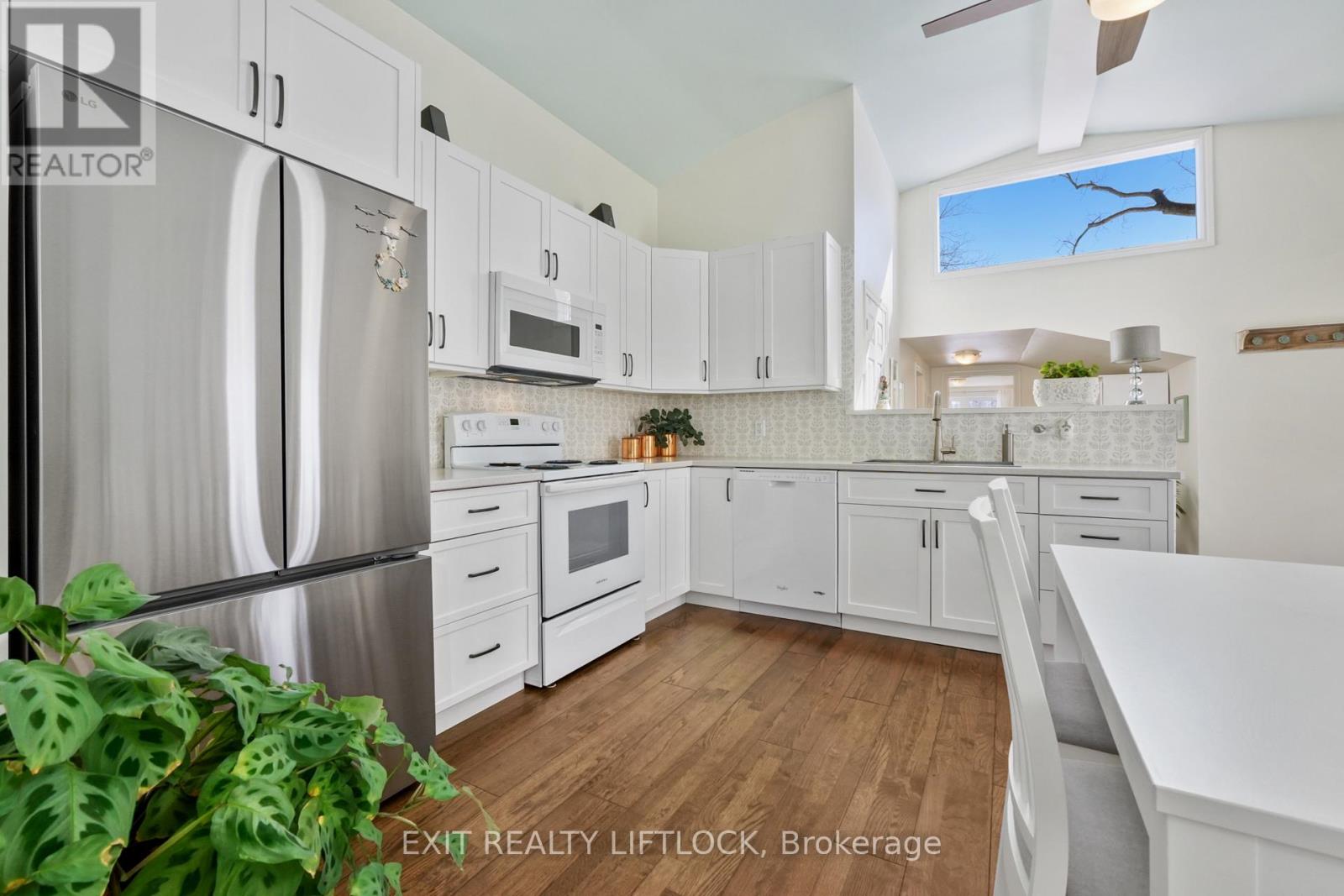 834 Water Street, Peterborough, Ontario  K9H 3N9 - Photo 5 - X12860266