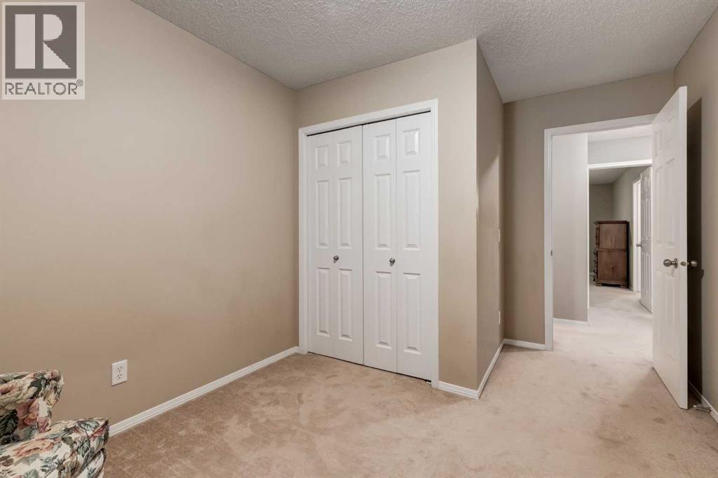142 Eversyde Common Sw, Calgary, Alberta  T2Y 4Z6 - Photo 25 - A2284511