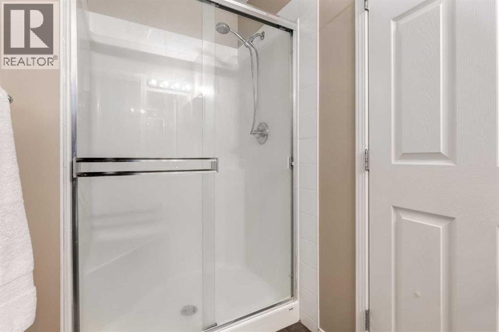 142 Eversyde Common Sw, Calgary, Alberta  T2Y 4Z6 - Photo 19 - A2284511