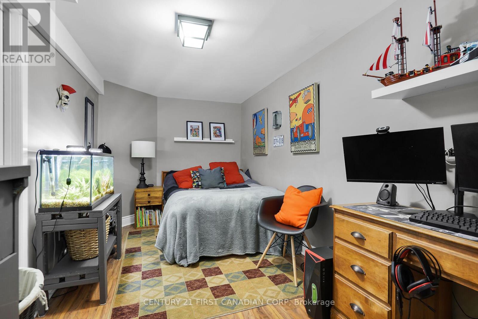 589 Griffith Street, London South, Ontario  N6K 2S5 - Photo 17 - X12860300