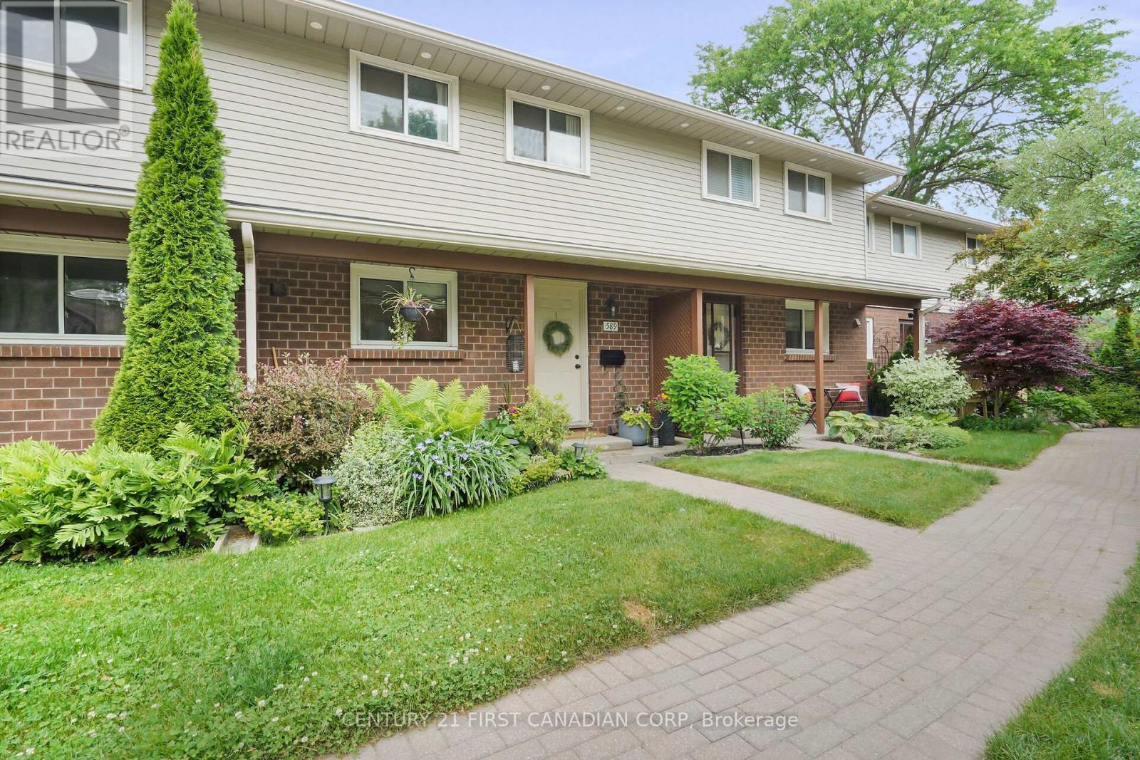 589 Griffith Street, London South, Ontario  N6K 2S5 - Photo 2 - X12860300