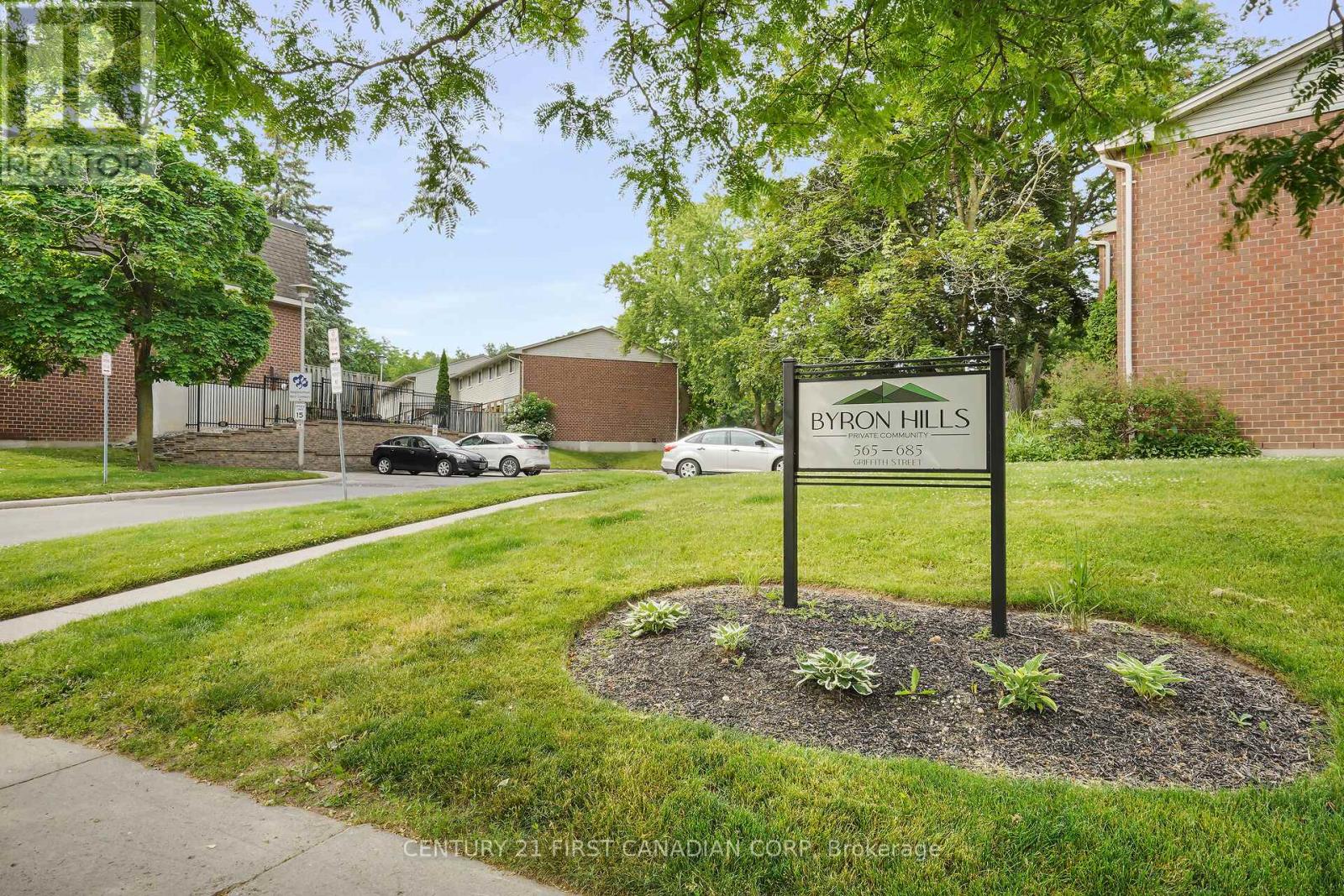 589 Griffith Street, London South, Ontario  N6K 2S5 - Photo 24 - X12860300