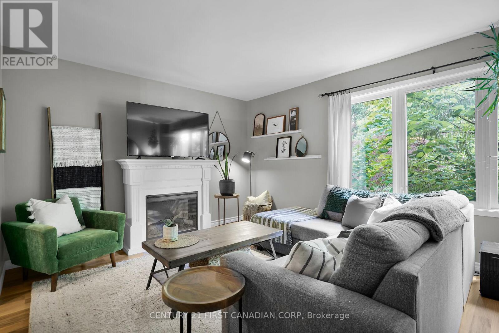 589 Griffith Street, London South, Ontario  N6K 2S5 - Photo 4 - X12860300