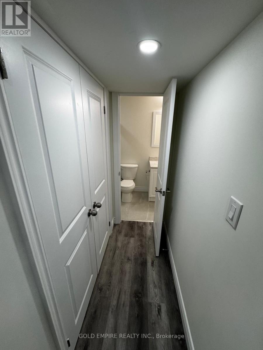 Lower - 27 Christopher Court, London South, Ontario  N5Z 0B1 - Photo 24 - X12860330