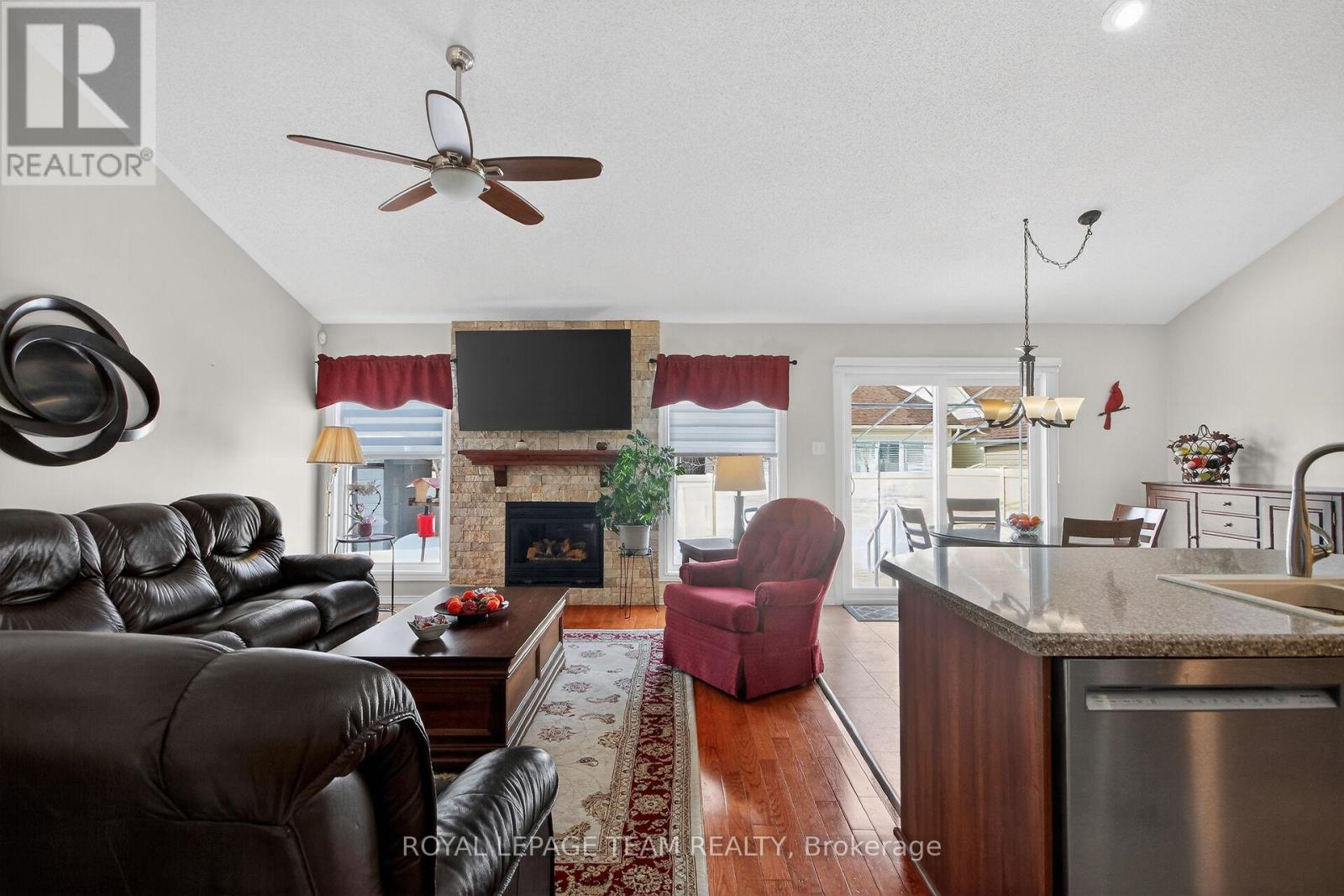 26 Settlers Ridge Way, Ottawa, Ontario  K2J 4V3 - Photo 12 - X12860290