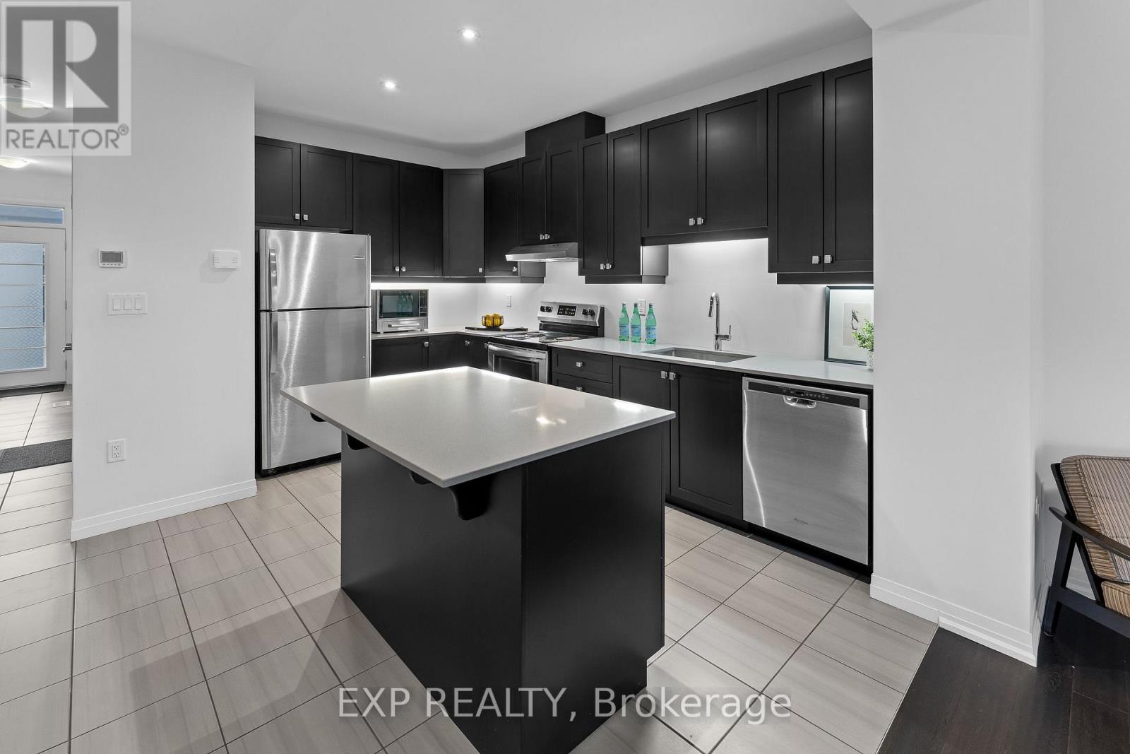 3998 Crown Street, Lincoln, Ontario  L3J 0S6 - Photo 12 - X12860292