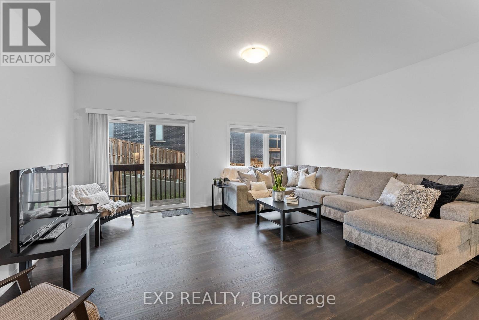 3998 Crown Street, Lincoln, Ontario  L3J 0S6 - Photo 13 - X12860292