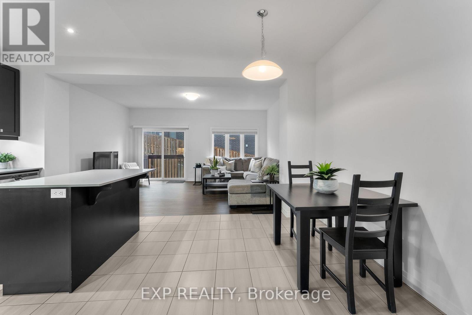 3998 Crown Street, Lincoln, Ontario  L3J 0S6 - Photo 6 - X12860292