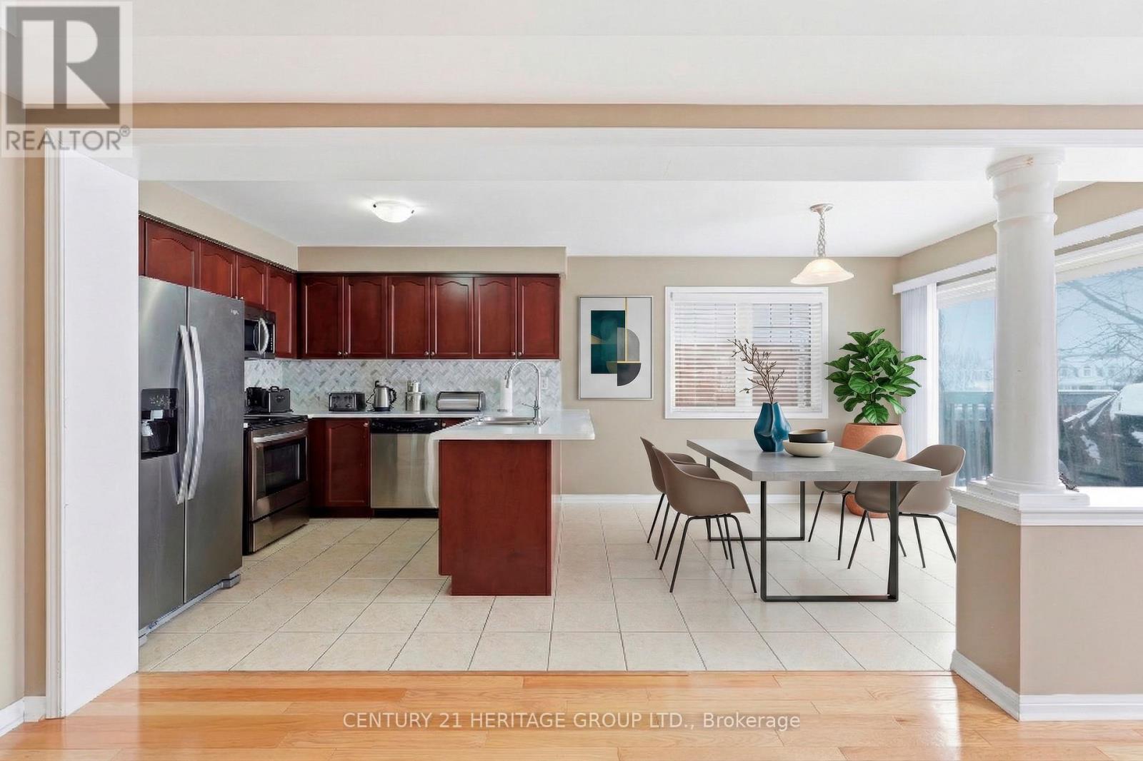 40 Cliff Gunn Road, Newmarket, Ontario  L3X 3J8 - Photo 3 - N12783844