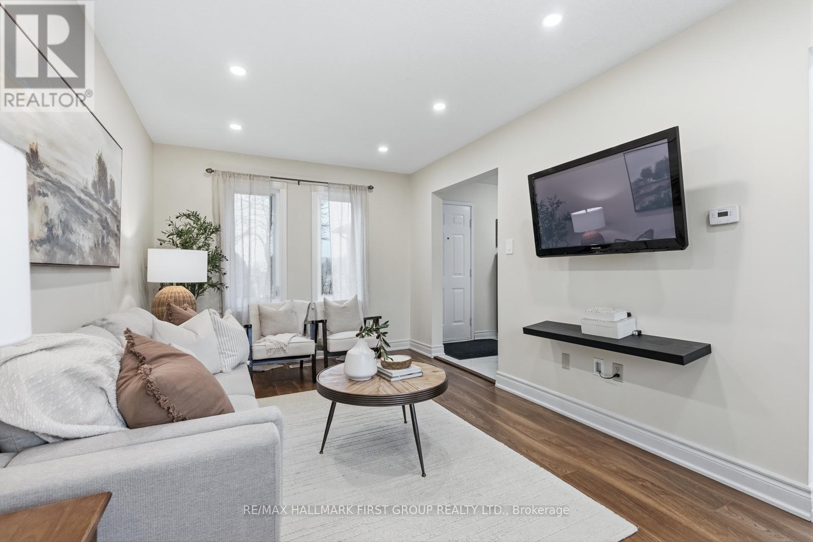 164 Wright Crescent, Ajax, Ontario  L1S 6X5 - Photo 3 - E12860172