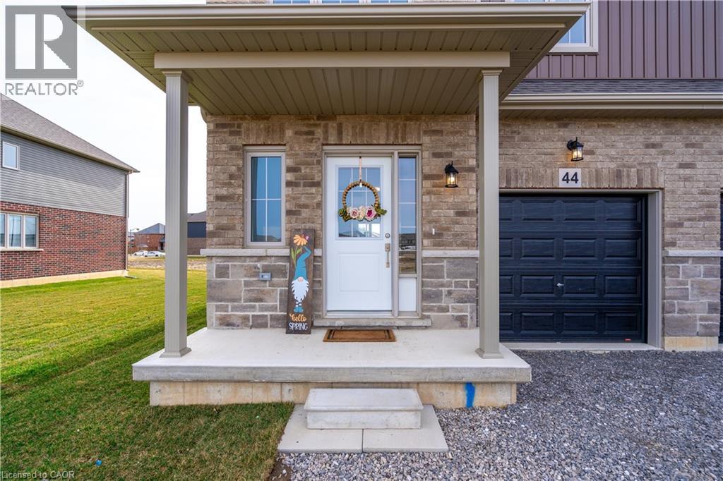 44 ZOE Lane, Binbrook, Ontario