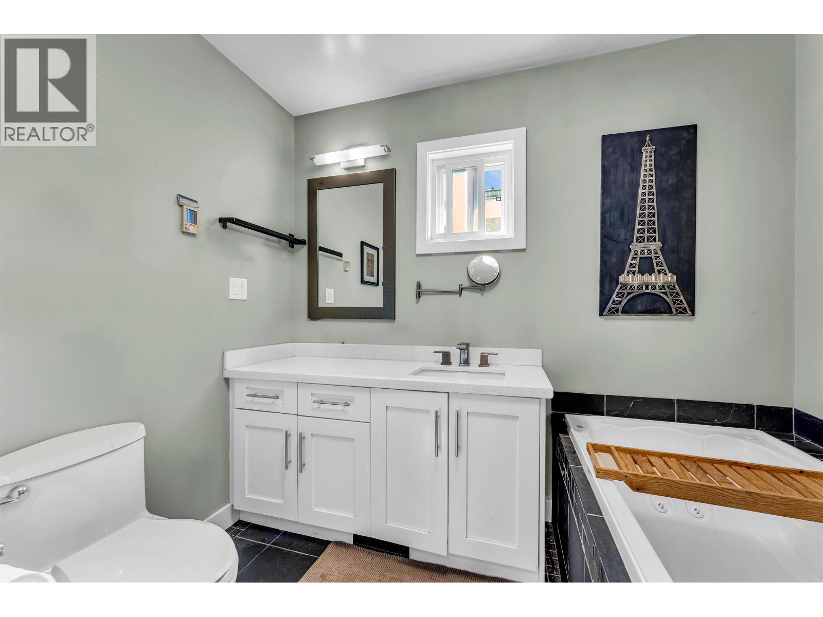 2925 Mcgill Street, Vancouver, British Columbia  V5K 1H8 - Photo 13 - R3088063