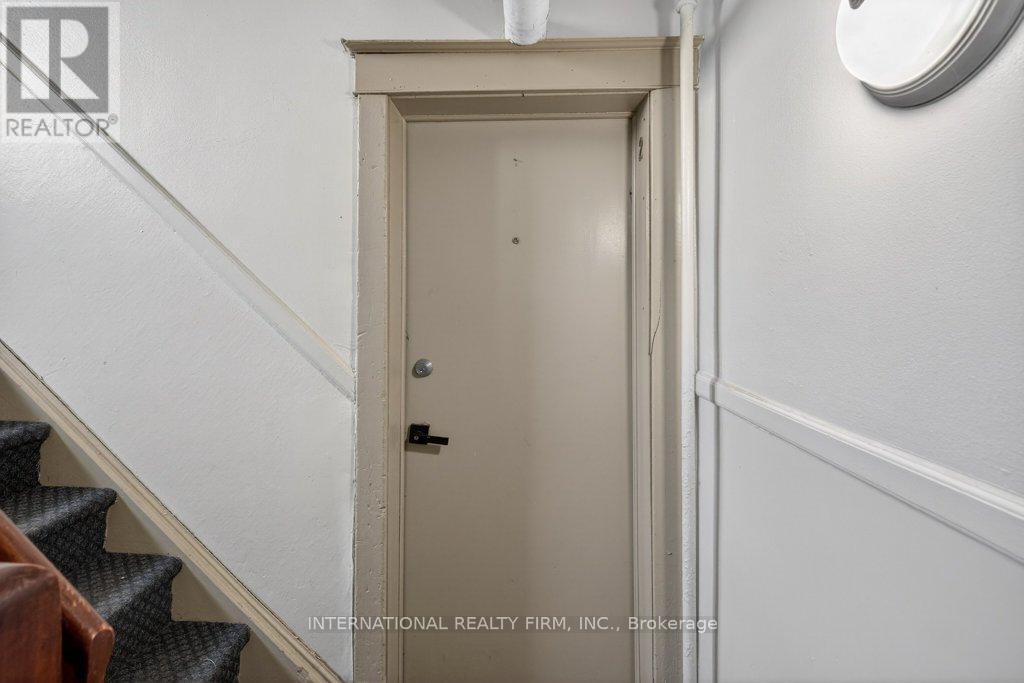 2 - 109 Balsam Avenue S, Hamilton, Ontario  L8M 3B2 - Photo 7 - X12843882