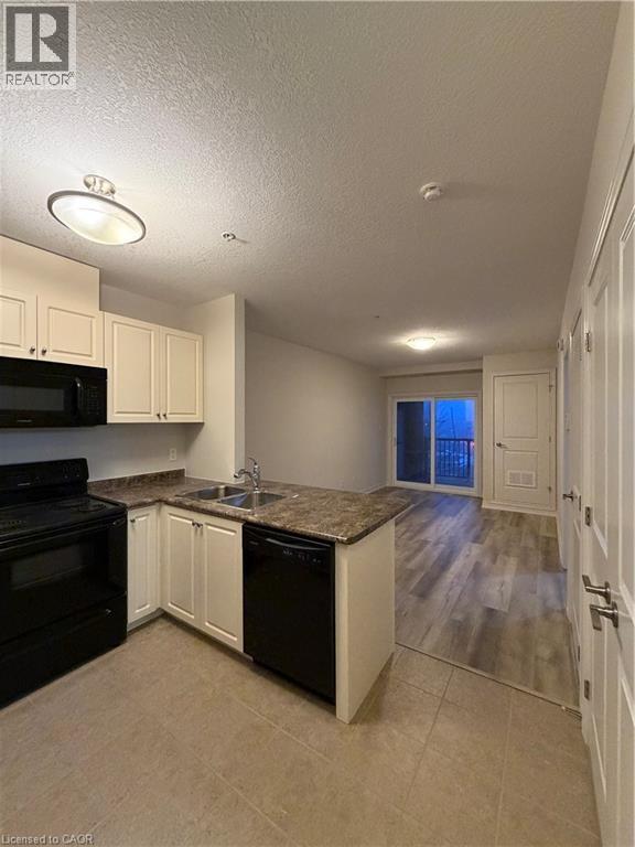 3200 Regional Road 56 Unit# 210, Binbrook, Ontario  L0R 1C0 - Photo 3 - 40792845