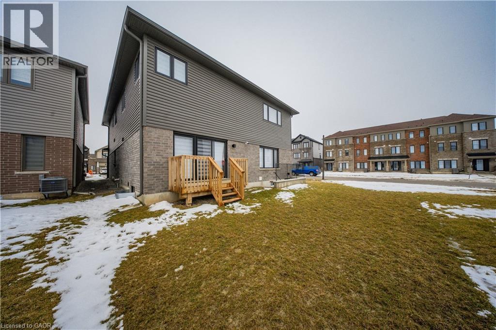 238 Longboat Run W, Brantford, Ontario  N3T 0X1 - Photo 46 - 40803480