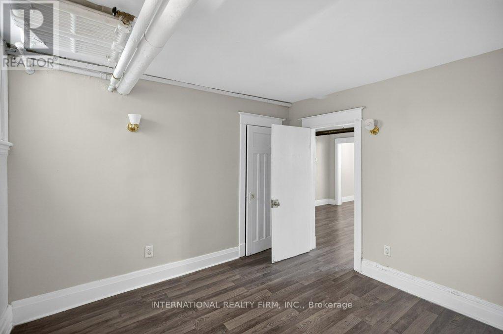 2 - 109 Balsam Avenue S, Hamilton, Ontario  L8M 3B2 - Photo 21 - X12843882