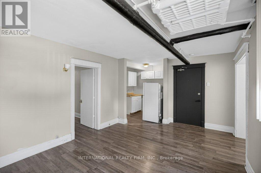 2 - 109 Balsam Avenue S, Hamilton, Ontario  L8M 3B2 - Photo 12 - X12843882