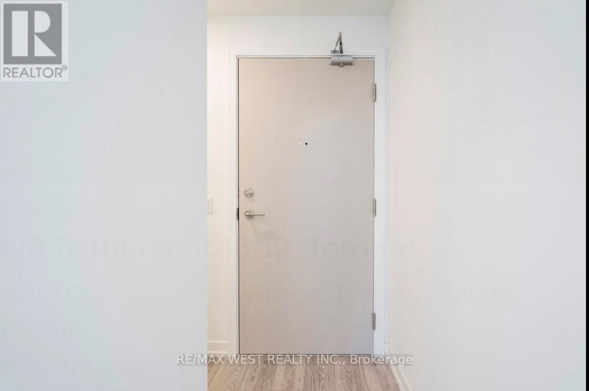 1209 - 2020 BATHURST STREET, Toronto, Ontario