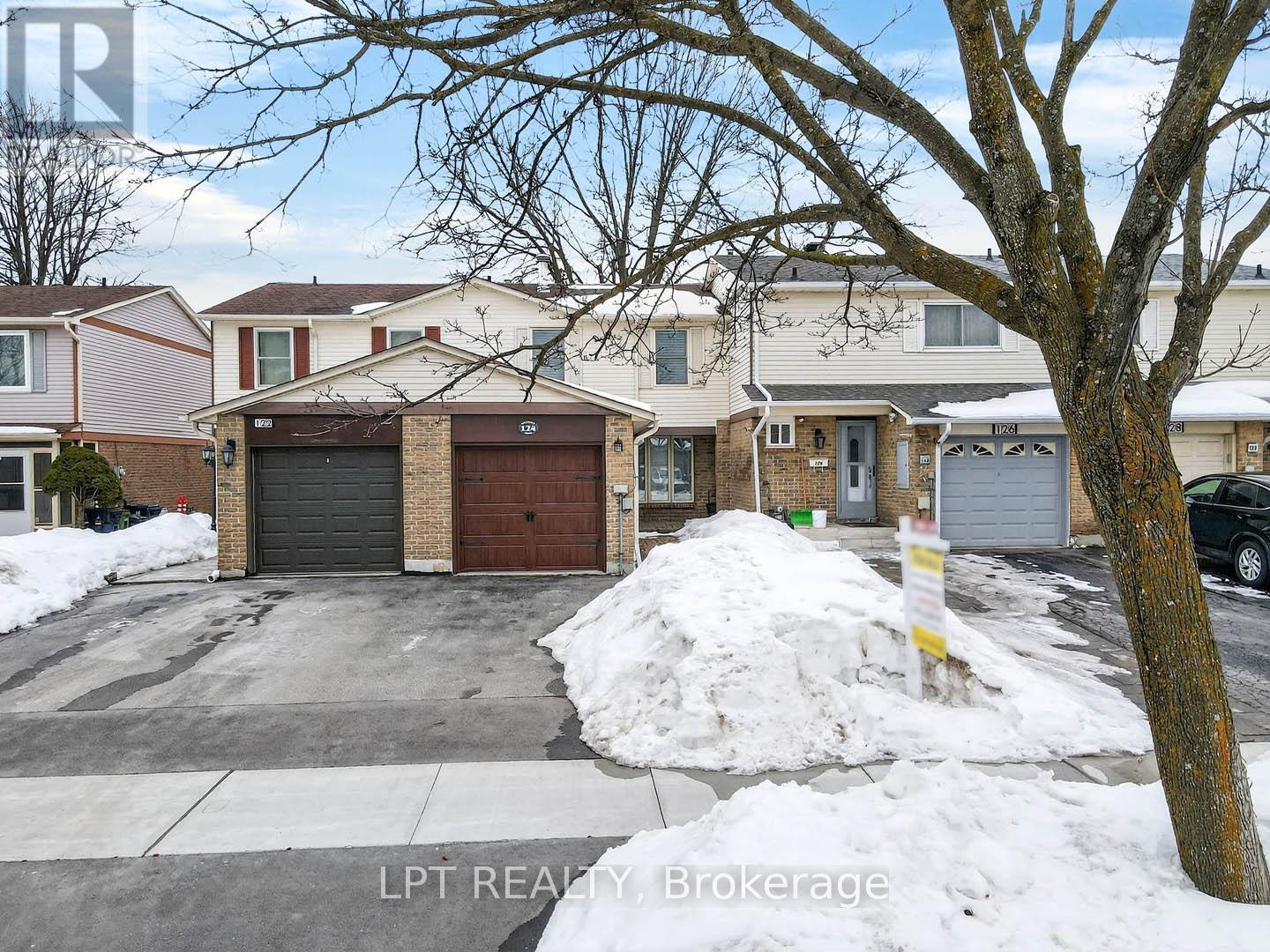 124 Grenbeck Drive, Toronto, Ontario  M1V 2H6 - Photo 2 - E12860298
