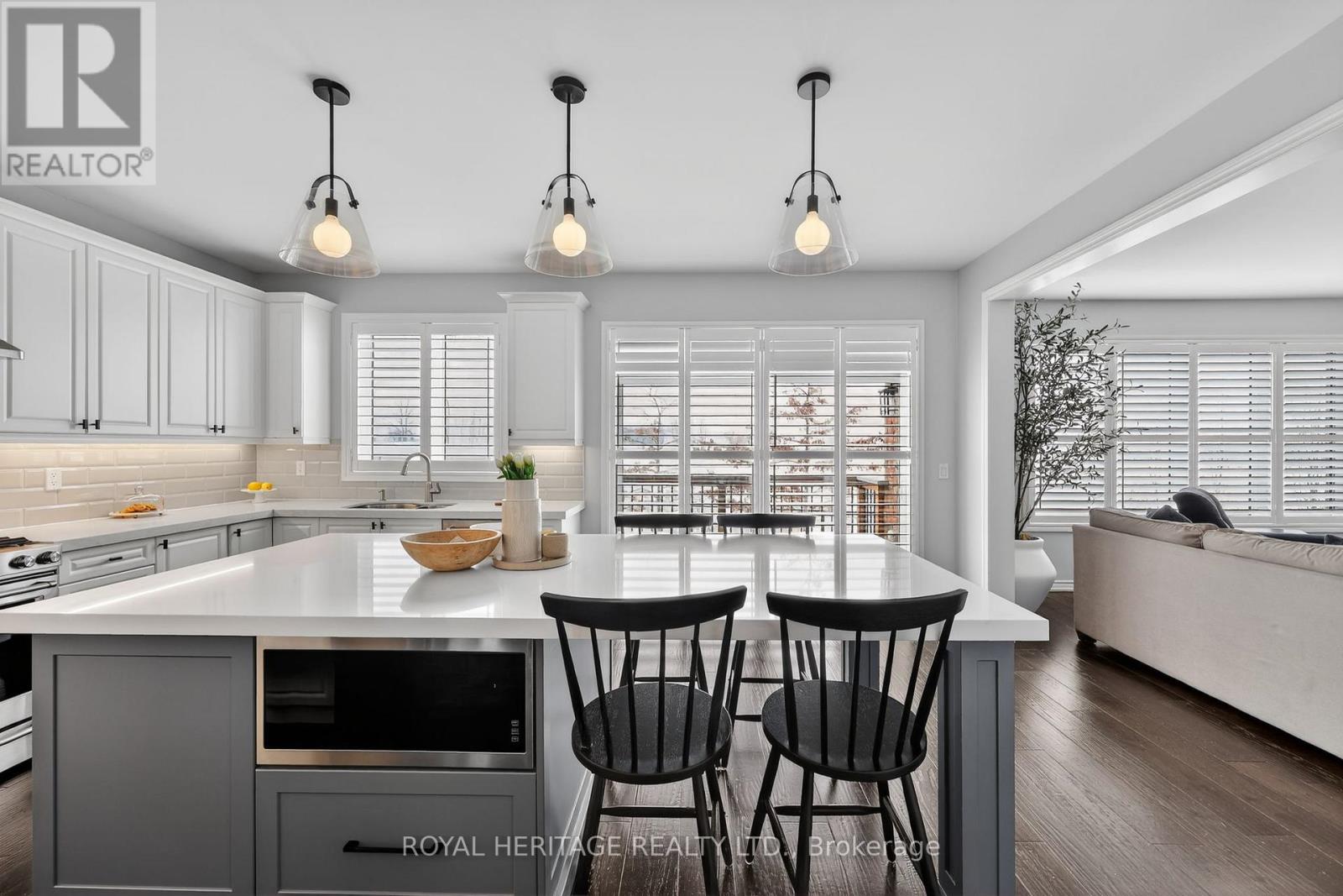 30 Leaden Hall Drive, East Gwillimbury, Ontario  L9N 0R5 - Photo 20 - N12860254