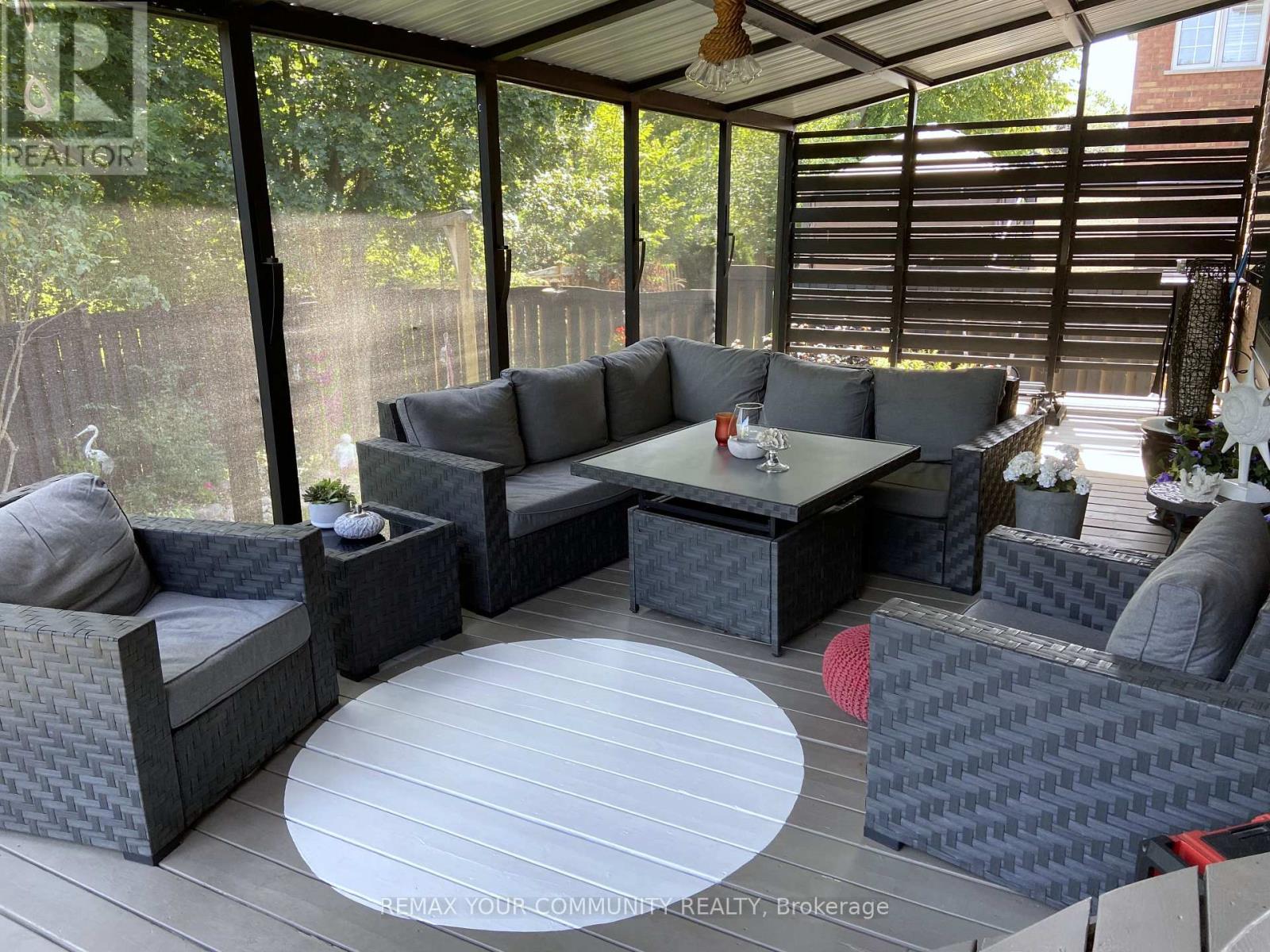 53 Highcastle Avenue, Georgina (Keswick North), Ontario  L4P 4B4 - Photo 39 - N12860260