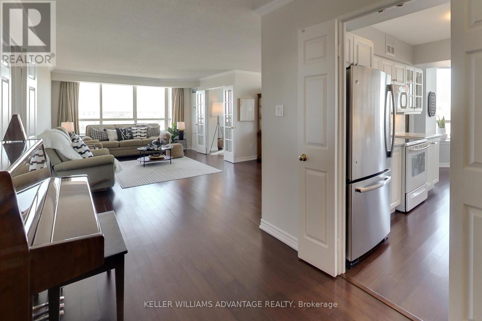 825 - 25 Austin Drive, Markham (Markville), Ontario  L3R 8H4 - Photo 6 - N12860306