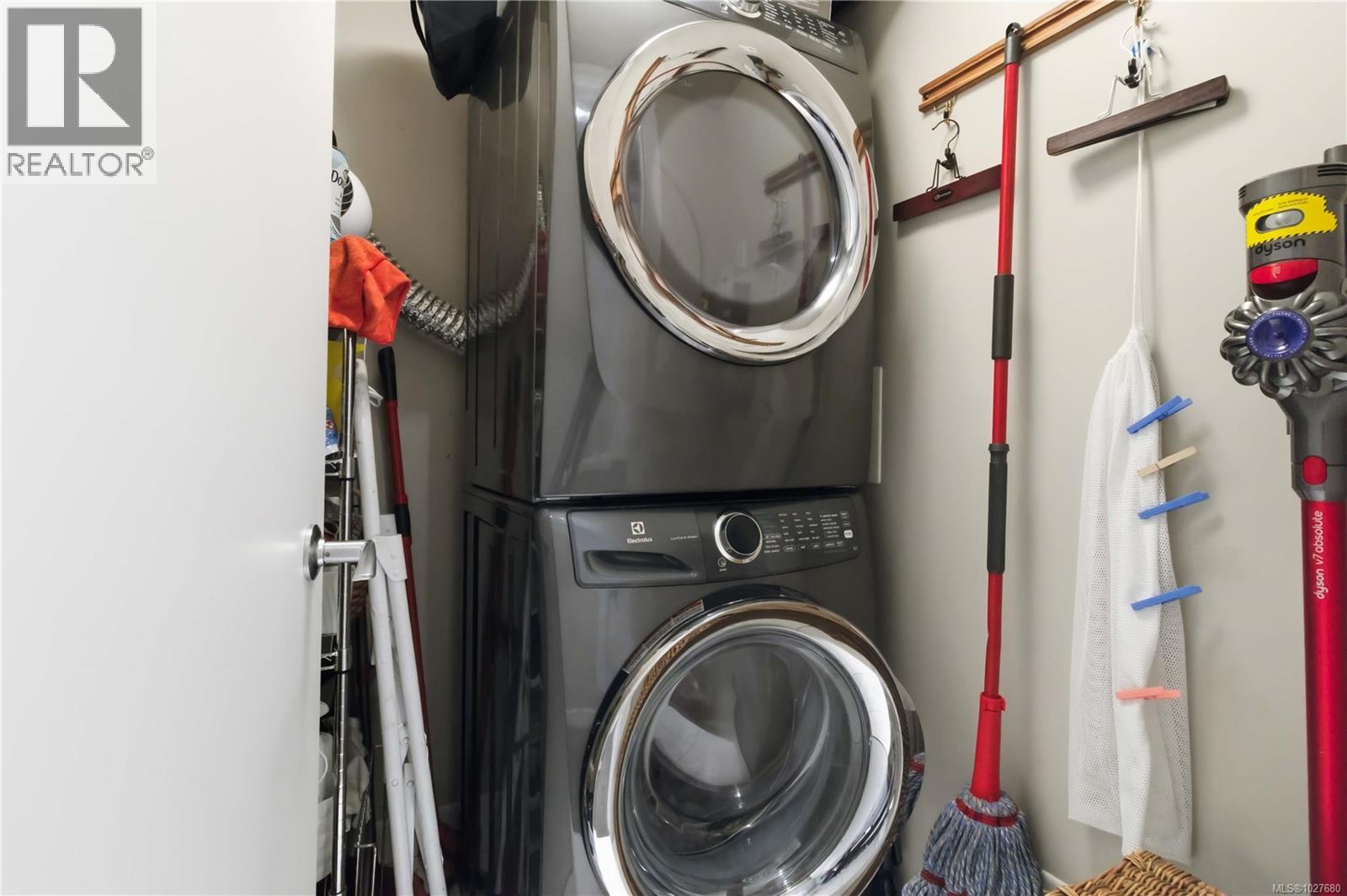 508 999 Burdett Ave, Victoria, British Columbia  V8V 3G7 - Photo 21 - 1027680