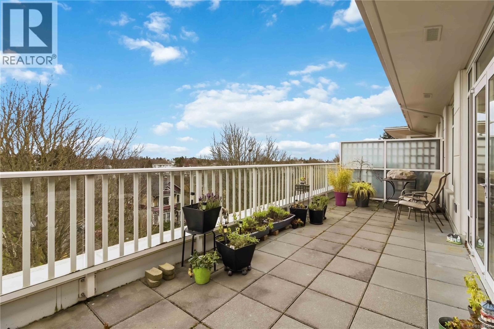 508 999 Burdett Ave, Victoria, British Columbia  V8V 3G7 - Photo 32 - 1027680