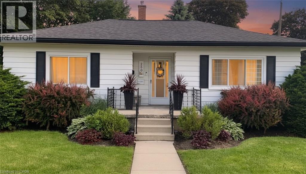 250 MCKENZIE Street, Listowel, Ontario