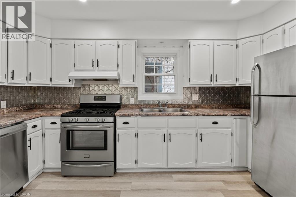 15 Mccormick Street Unit# Lower, Welland, Ontario  L3C 4L8 - Photo 2 - 40809707