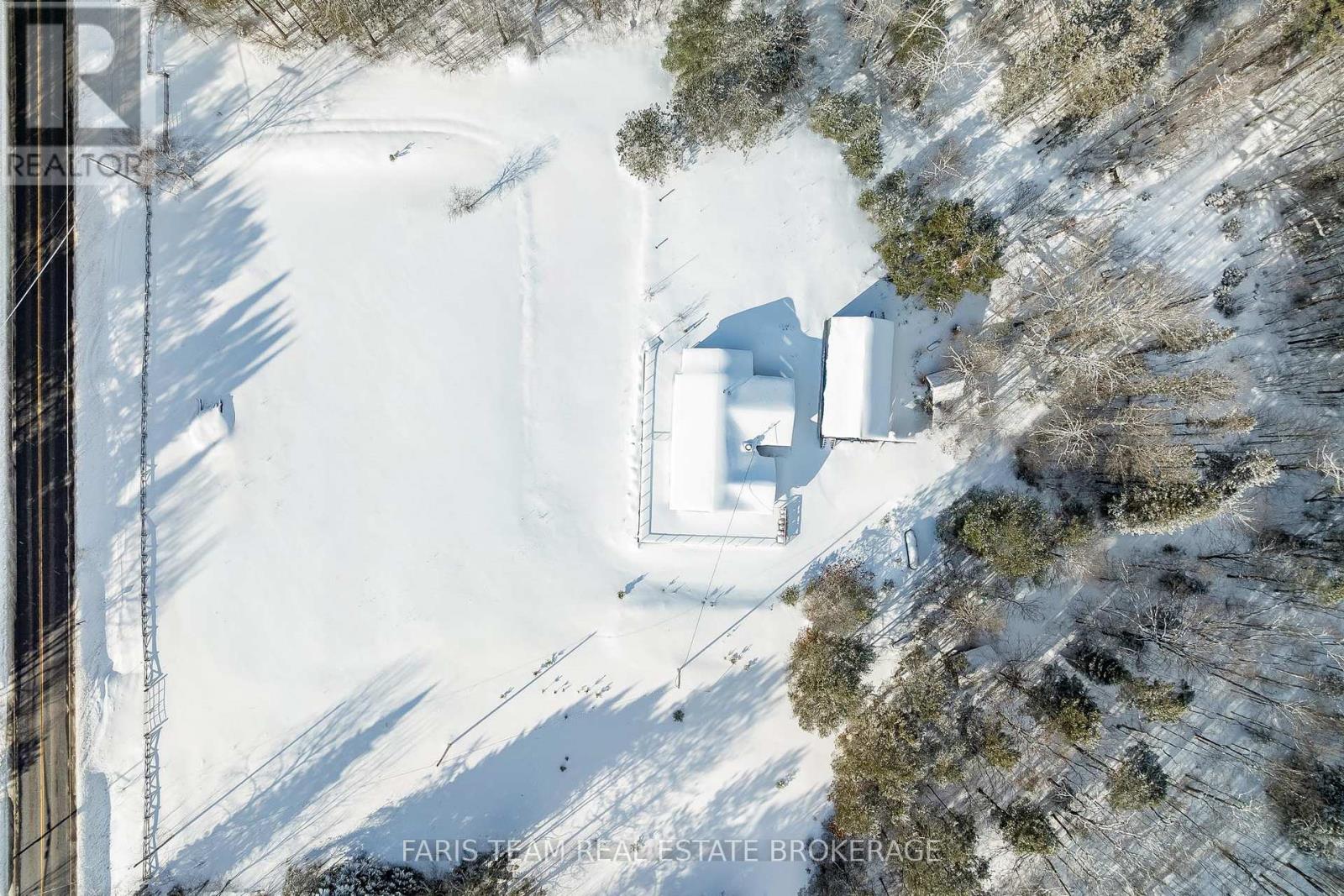 2180-2186 Hwy 141, Muskoka Lakes, Ontario  P0B 1L0 - Photo 6 - X12860370