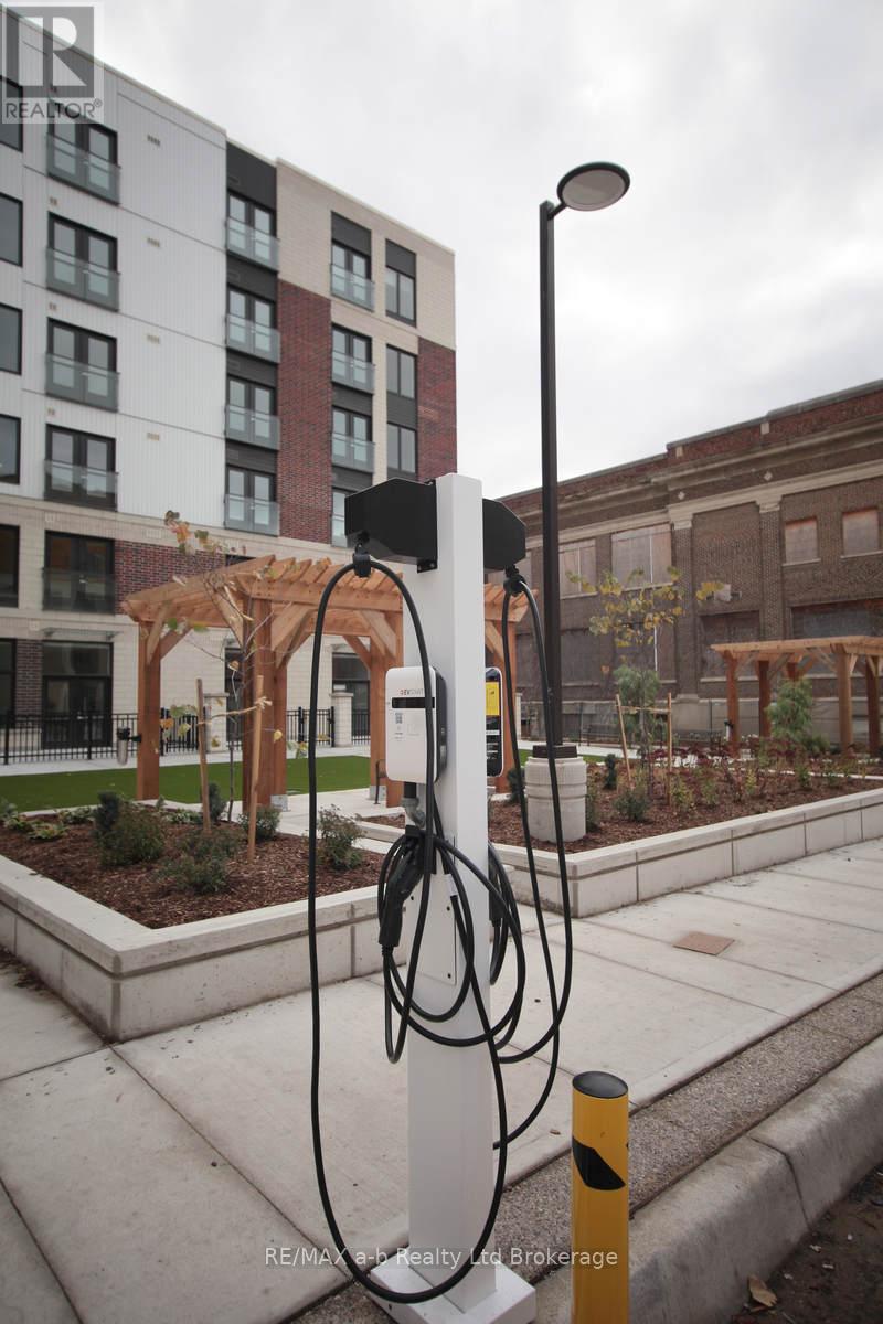 A2 - 370 South Street S, London East, Ontario  N6B 1B8 - Photo 5 - X12860480