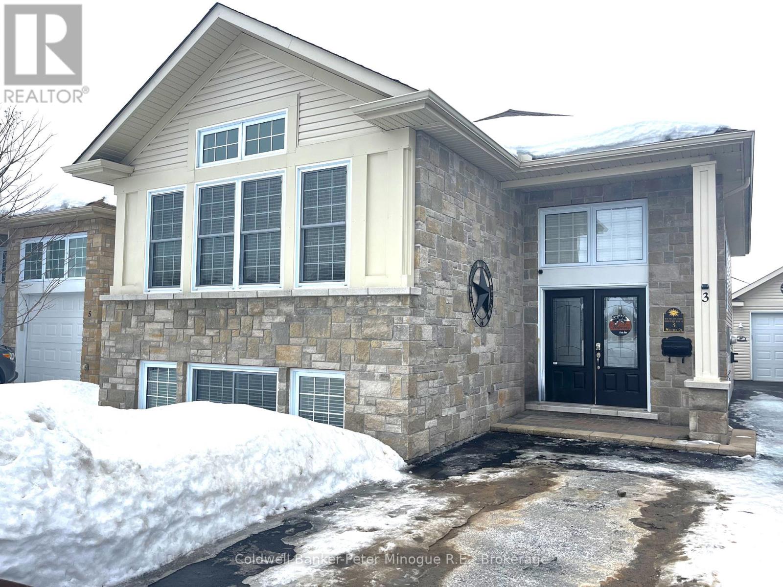 3 Willfred Drive, North Bay (Ferris), Ontario  P1A 0G5 - Photo 2 - X12860464