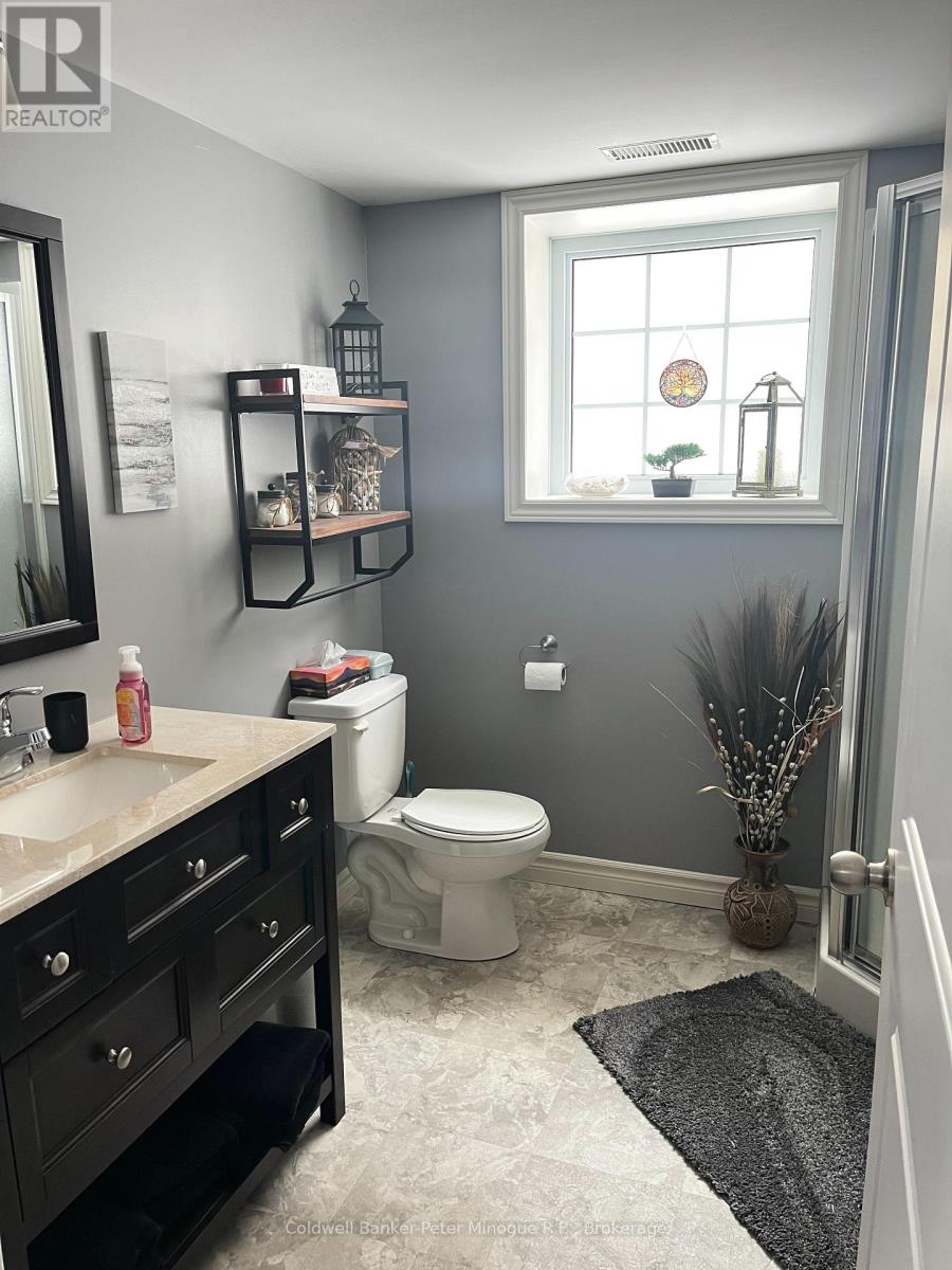 3 Willfred Drive, North Bay (Ferris), Ontario  P1A 0G5 - Photo 28 - X12860464