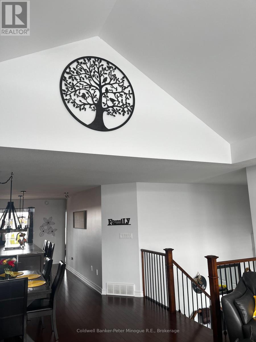 3 Willfred Drive, North Bay (Ferris), Ontario  P1A 0G5 - Photo 7 - X12860464