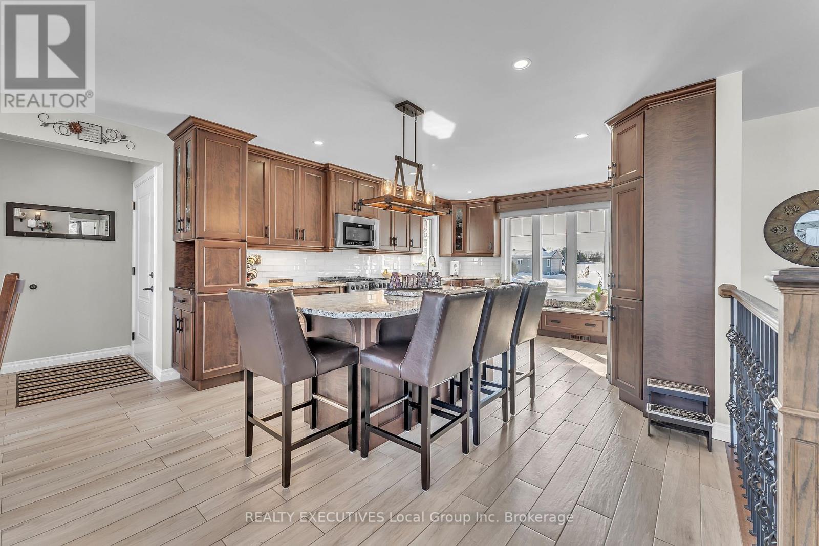 933 Betty Road, West Nipissing, Ontario  P0H 2M0 - Photo 10 - X12860736