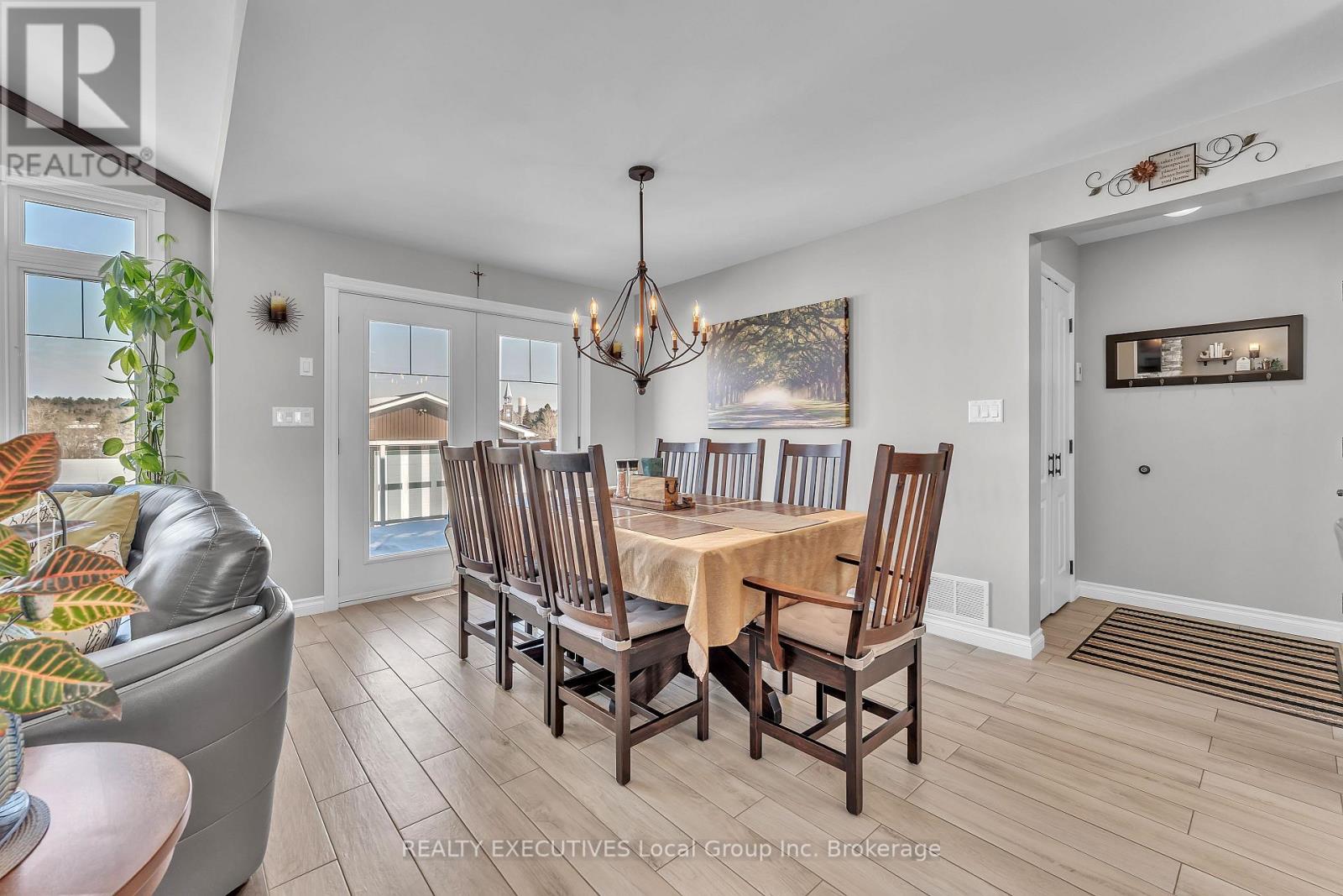 933 Betty Road, West Nipissing, Ontario  P0H 2M0 - Photo 14 - X12860736