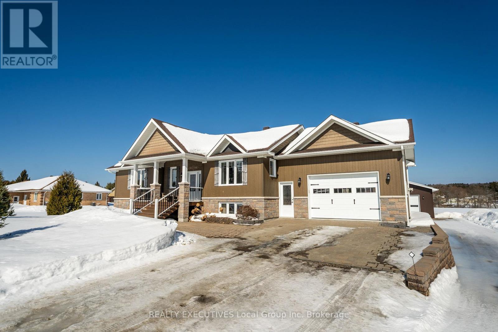 933 Betty Road, West Nipissing, Ontario  P0H 2M0 - Photo 2 - X12860736