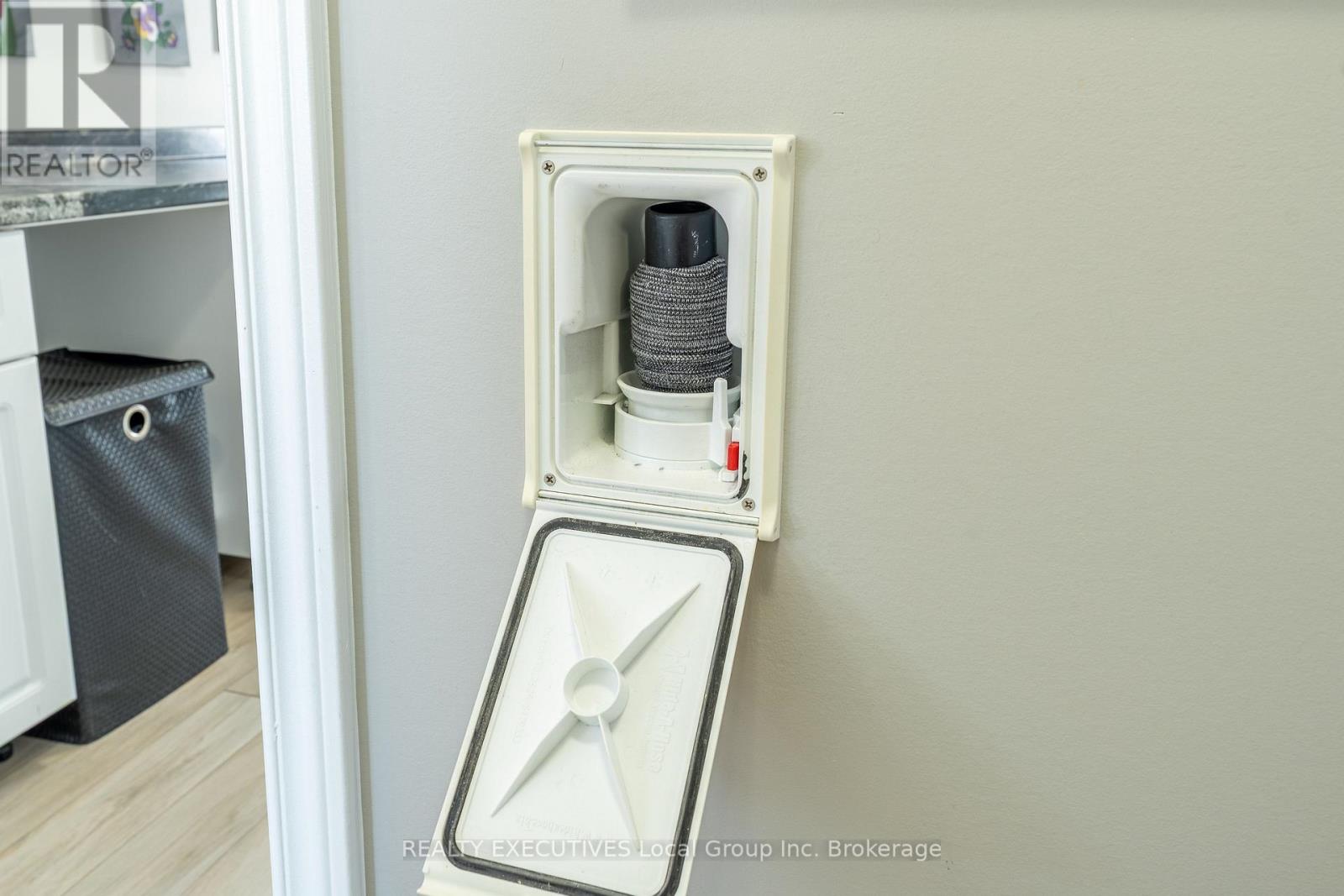 933 Betty Road, West Nipissing, Ontario  P0H 2M0 - Photo 25 - X12860736