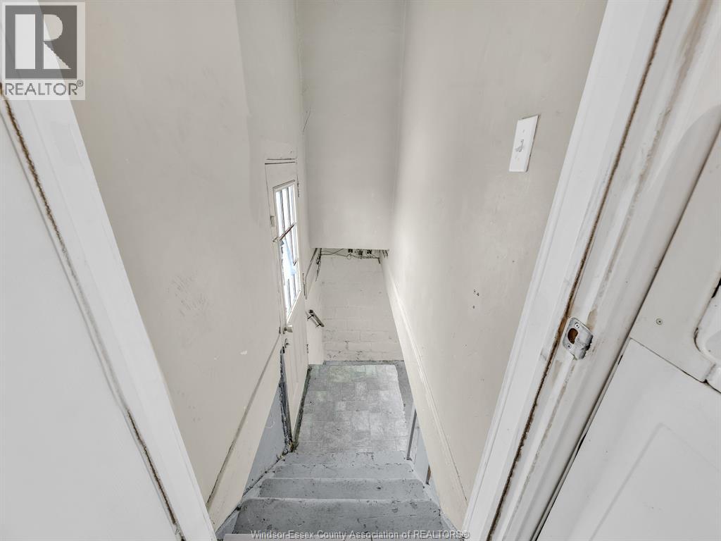 1563-1563 Lillian Avenue, Windsor, Ontario  N8X 4A0 - Photo 17 - 26004835