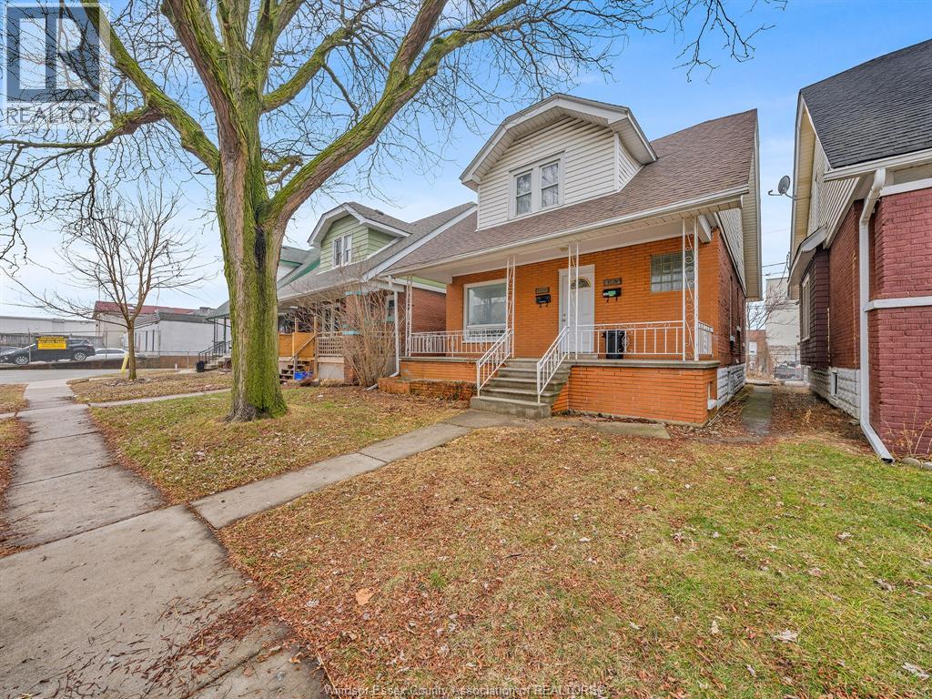 1563-1563 Lillian Avenue, Windsor, Ontario  N8X 4A0 - Photo 3 - 26004835