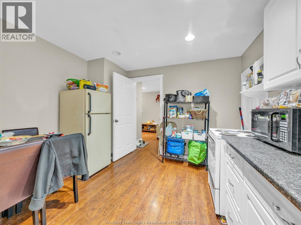 1563-1563 Lillian Avenue, Windsor, Ontario  N8X 4A0 - Photo 32 - 26004835