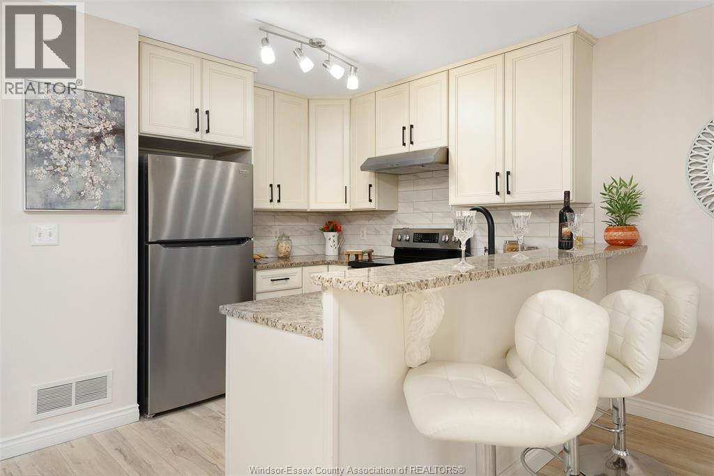 4218 Pioneer, Windsor, Ontario  N9G 2W7 - Photo 14 - 26004833