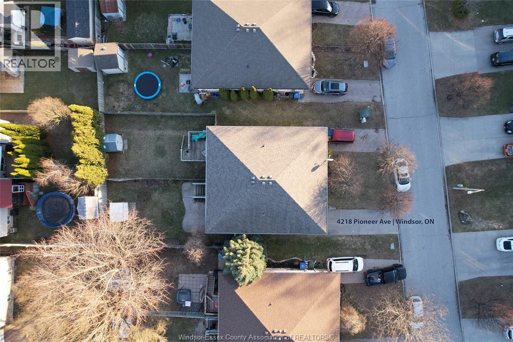 4218 Pioneer, Windsor, Ontario  N9G 2W7 - Photo 6 - 26004833