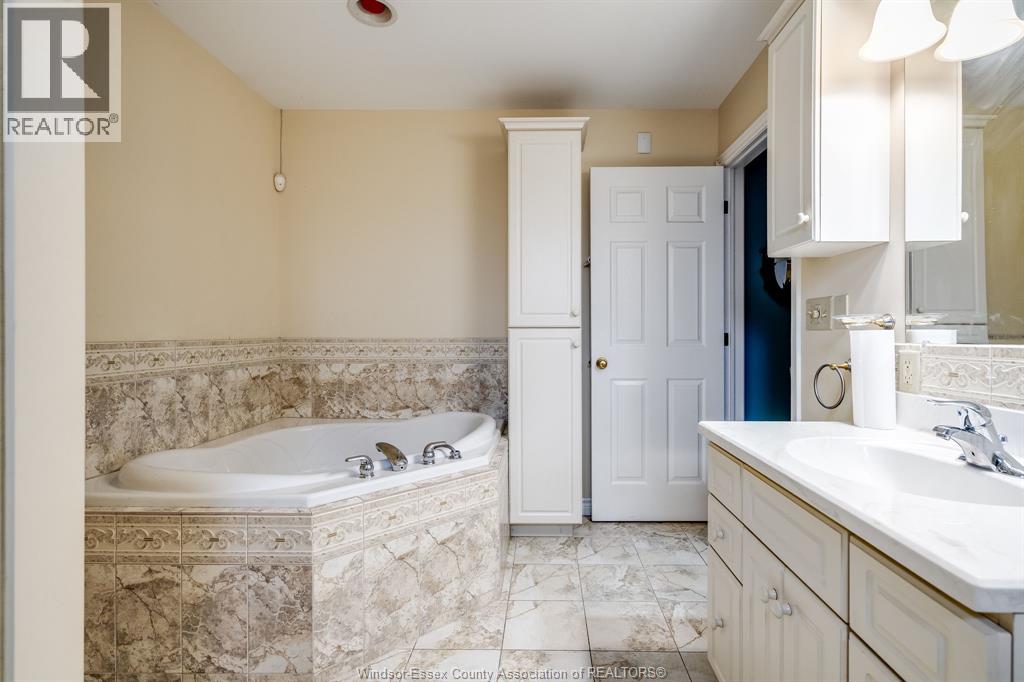 1833 St. Luke, Windsor, Ontario  N8W 3W8 - Photo 14 - 26004826