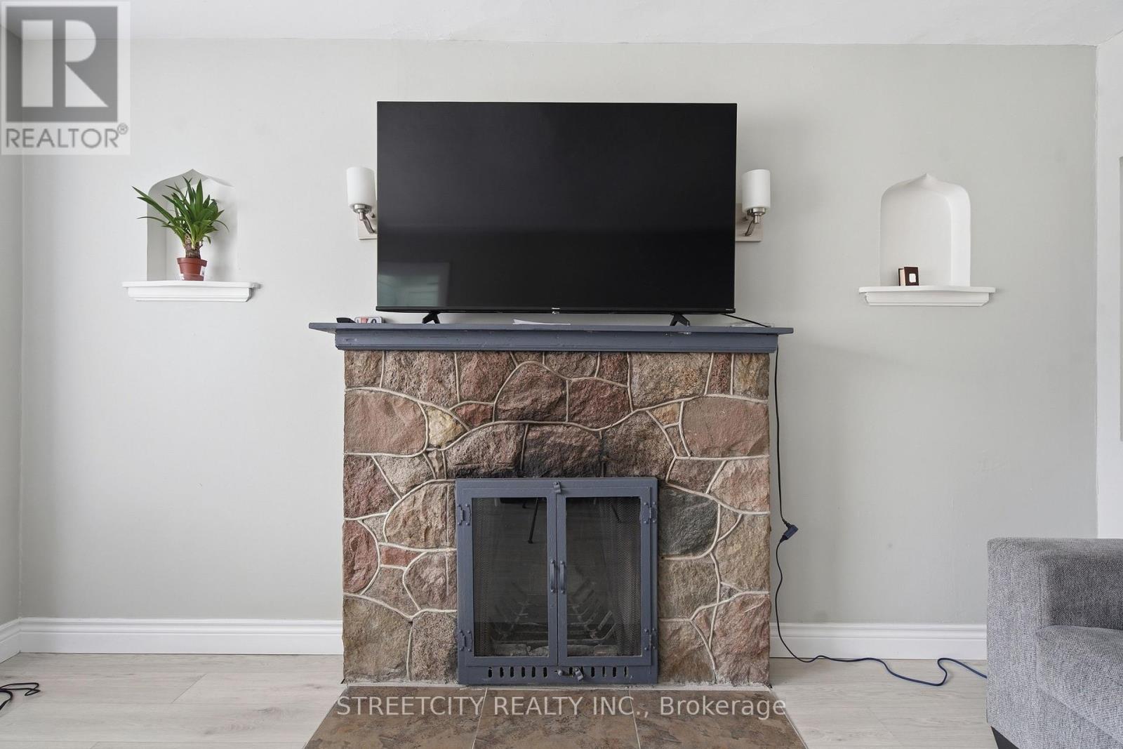 437 Charlotte Street, London East, Ontario  N5W 4A5 - Photo 10 - X12832728