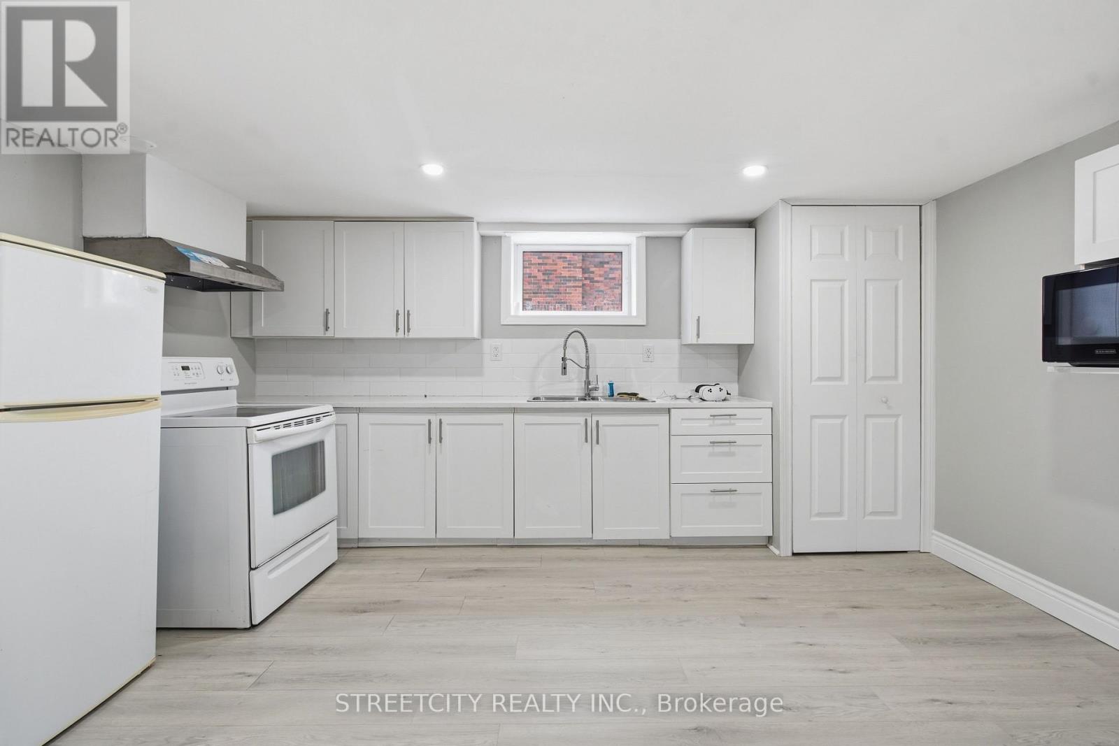 437 Charlotte Street, London East, Ontario  N5W 4A5 - Photo 35 - X12832728