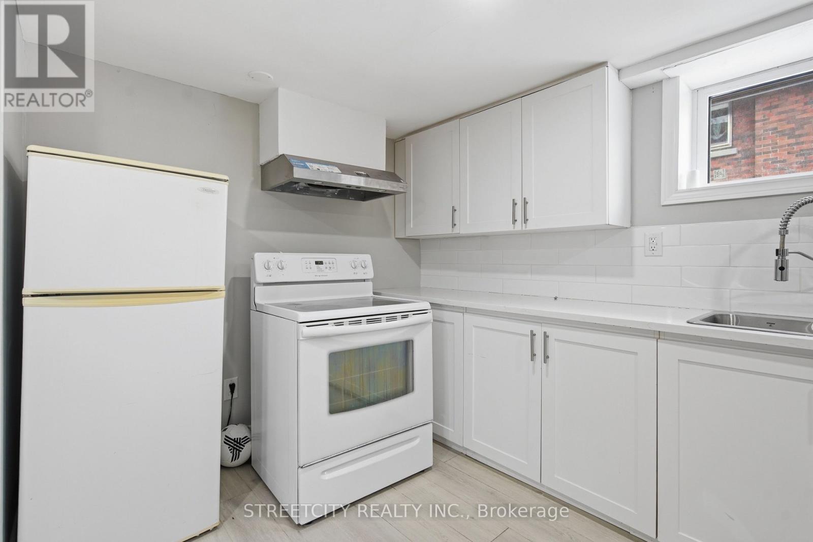 437 Charlotte Street, London East, Ontario  N5W 4A5 - Photo 37 - X12832728