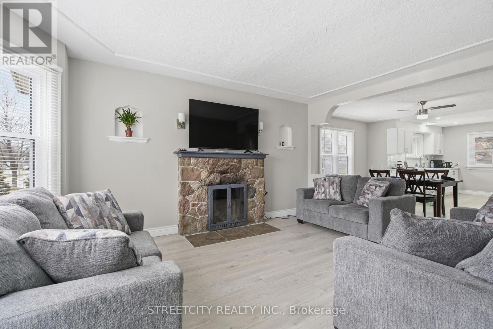 437 Charlotte Street, London East, Ontario  N5W 4A5 - Photo 8 - X12832728